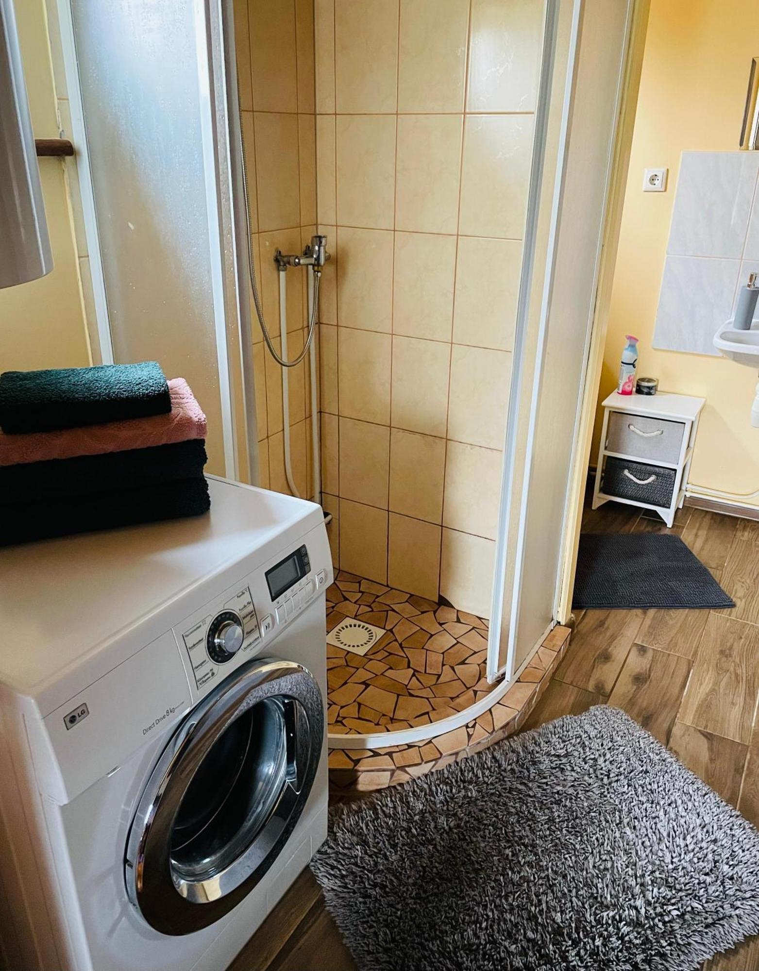 Hotel Viesu Nams Rukisi Rugaji Esterno foto